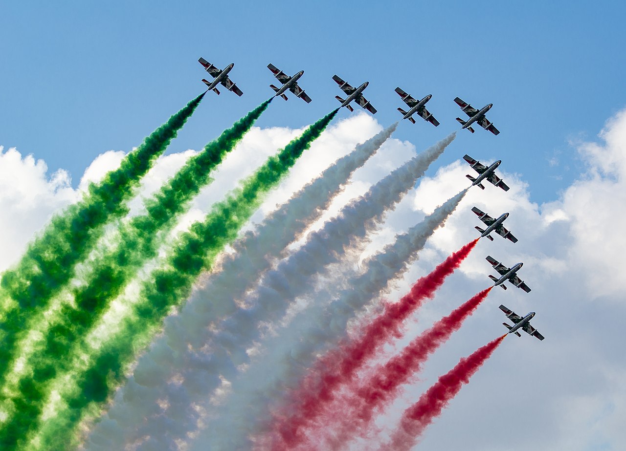 L'orgoglio italiano che colora i cieli. Le Frecce Tricolori